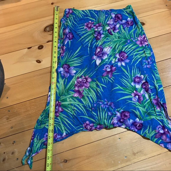 Tropical Side Tying Skirt - Picture 2 of 5